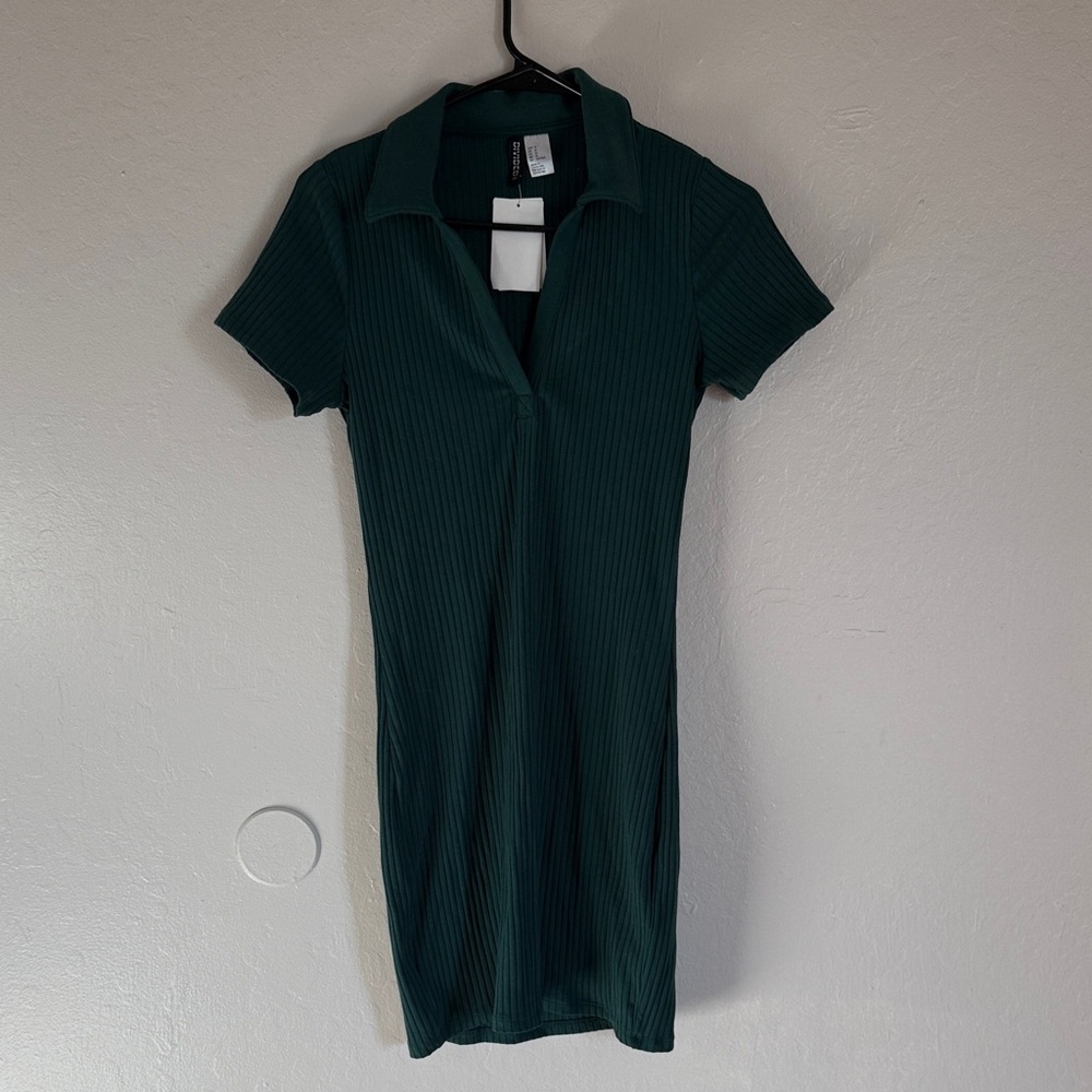 H&M Deep Green Ribbed Dress